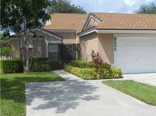 8255 Sunlake Dr, Boca Raton, FL 33496