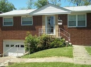 764 Macbeth Dr, Pittsburgh, PA