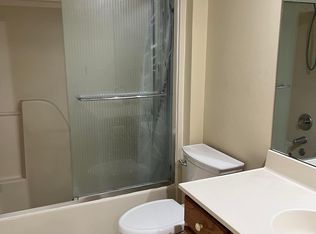 1553 Queen Ln, Lancaster, PA