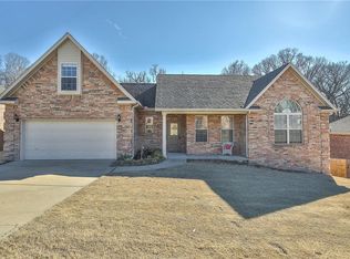 1802 NW Mustang Ave, Bentonville, AR 72712