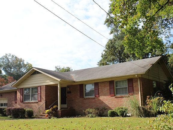 2nd image of 207 Normandy Ln