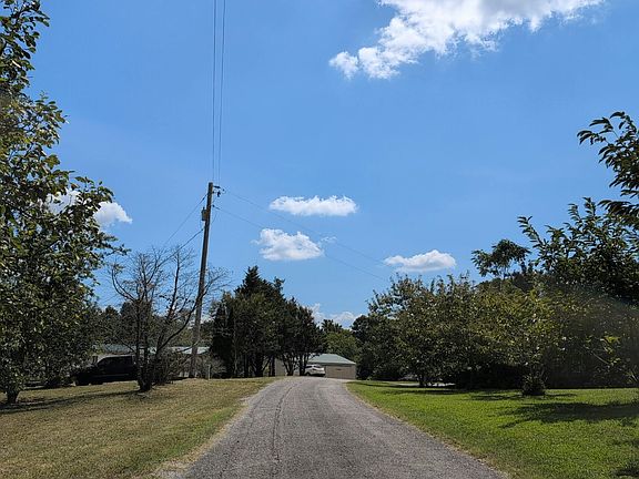 4th image of 217 Jerry Bilbrey Ln