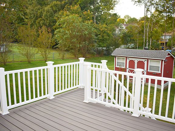 5th image of 359 Wells Ct