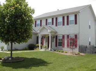 2450 Biltmore Cir, Aurora, IL 60503