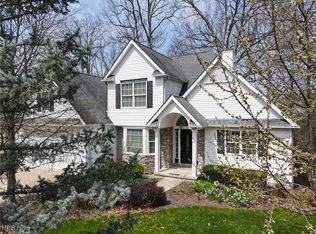 815 Woodbridge Trl, Northfield, OH 44067