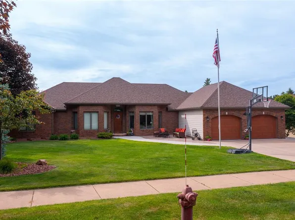2925 W Princeton Avenue, Eau Claire, WI 54703