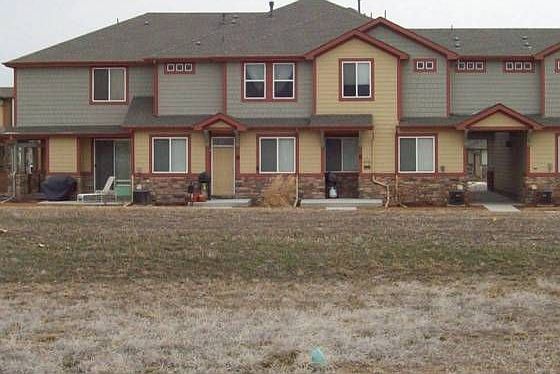 2nd image of 2863 Kansas Dr Unit H