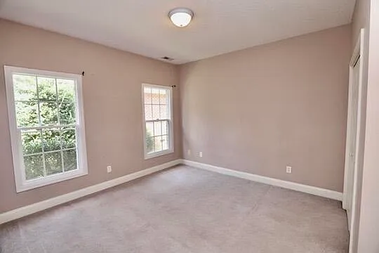 3192 Mayflower Ln — Photo 32