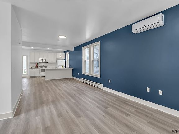 4th image of 431 Shirley Ave
