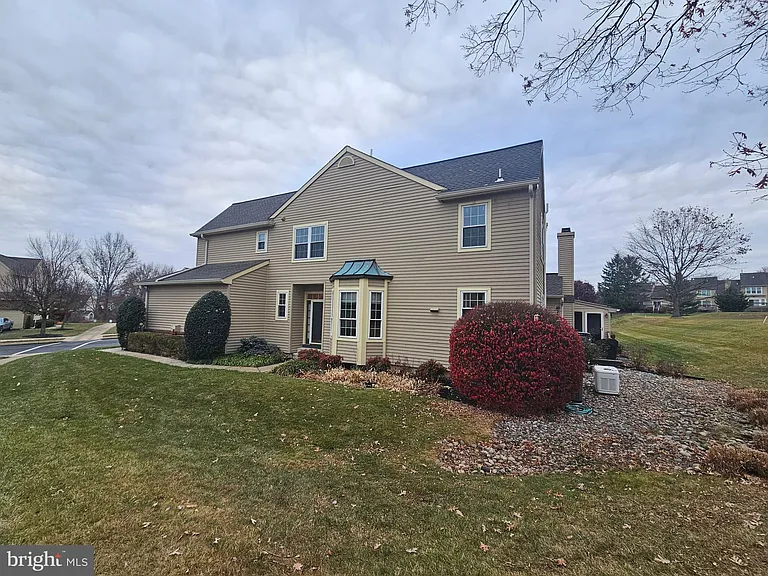 223 Pinecrest Ln — Photo 28
