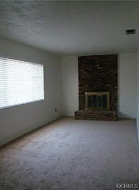 4th image of 4077 N 1st Ave