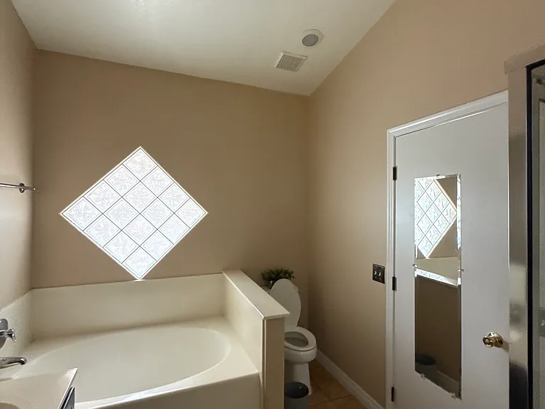 Dusty Cowboy Cir — Photo 23