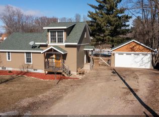 725 Shearer St, Waupaca, WI 54981