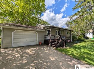 185 Waverly St, Springville, NY 14141