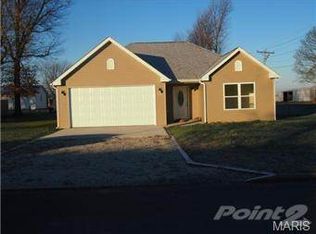 1077 Bishop Ln, Montgomery City, MO 63361