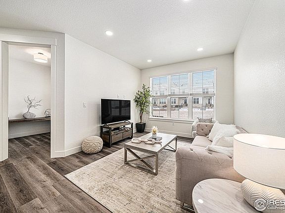 4th image of 5033 Zamara St