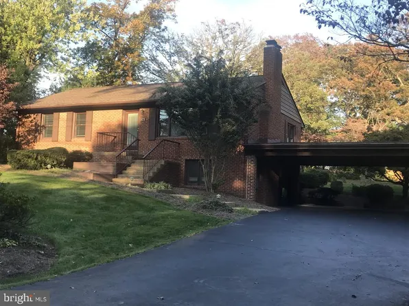 521 Beulah Rd NE, Vienna, VA 22180