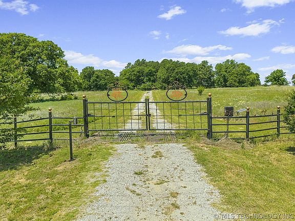 3rd image of 2173 State Highway 76