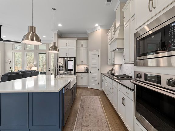 5th image of 8221 Annika Dr