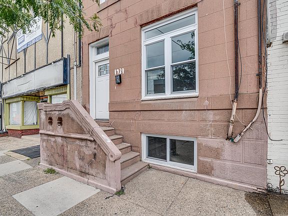 2nd image of 1931A W Passyunk Ave #2