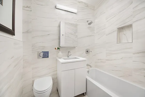 Sold by Warburg | media 11