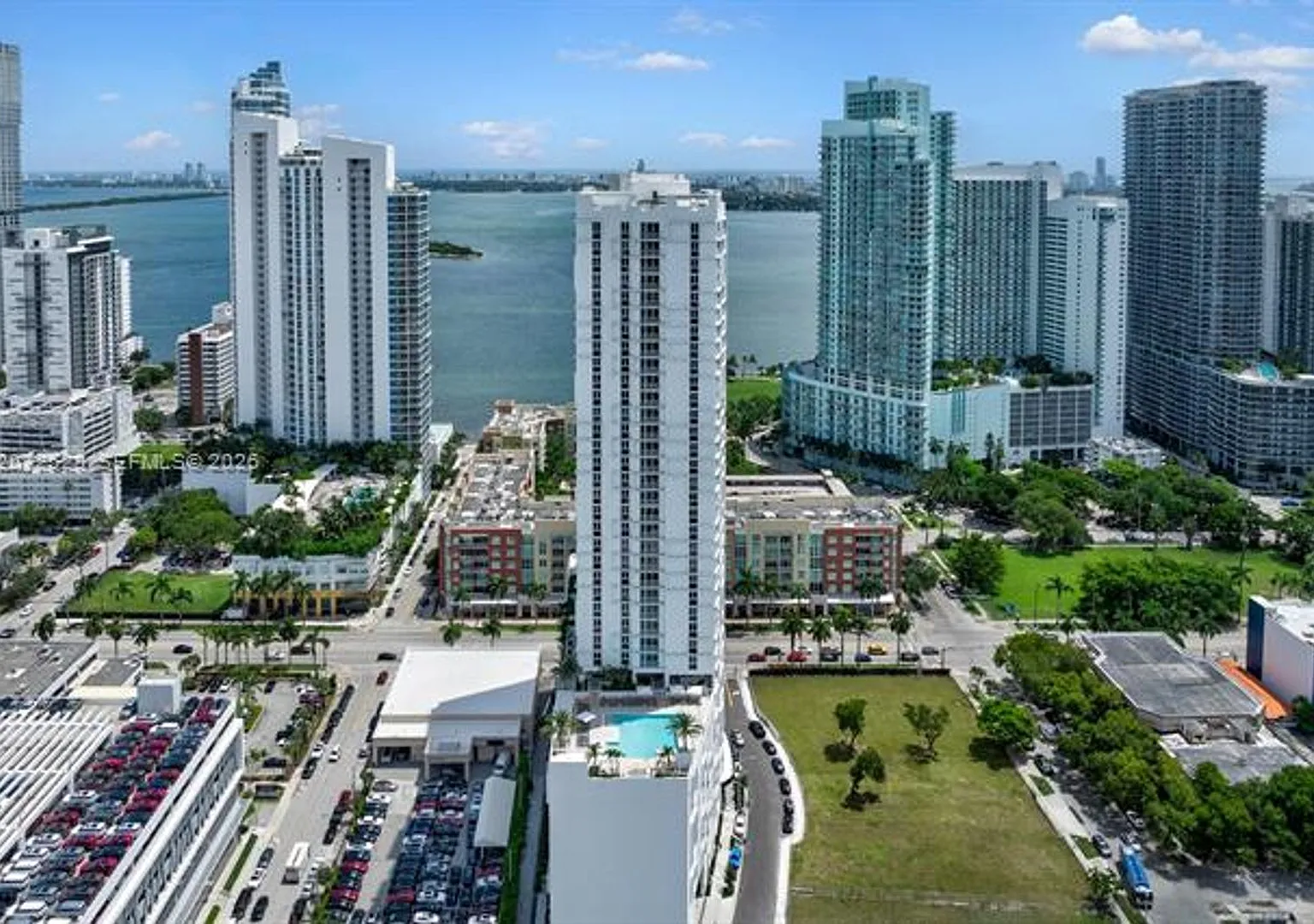 2000 Biscayne Blvd cu-2615, Miami, FL 33137 — Photo 3