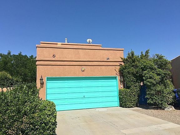 3rd image of 5504 Baer Pl NW