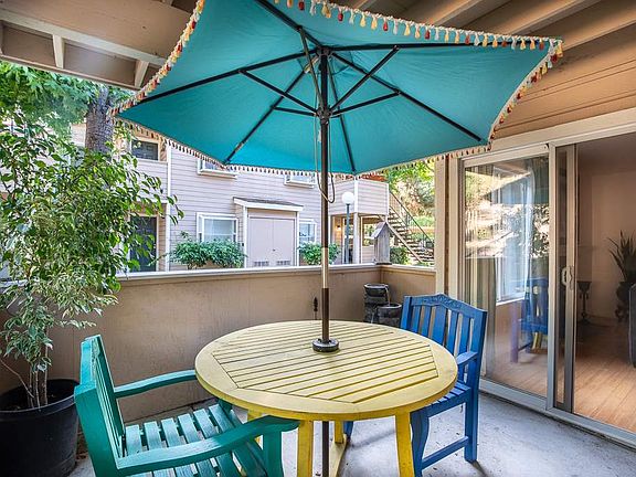 3rd image of 720 Canyon Oaks Dr APT D
