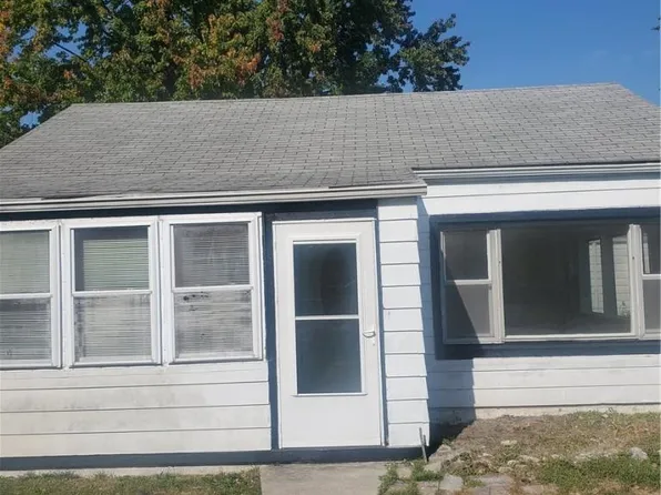 6069 Colchester Rd, Oregon, OH 43616