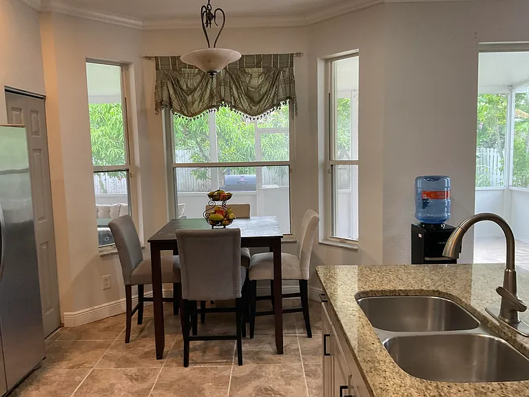 6566 Spring Meadow Dr — Photo 15