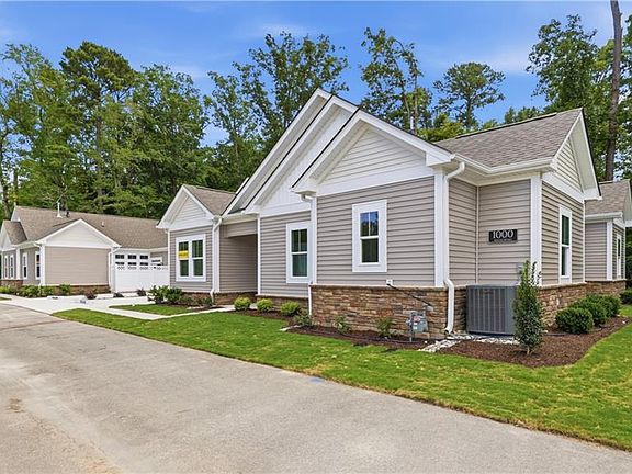 3rd image of 1000 Regal Rd #A