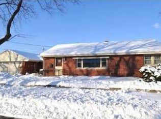 8000 W Fiebrantz Ave, Milwaukee, WI 53222