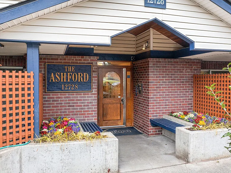 The Ashford Apartments — Photo 18