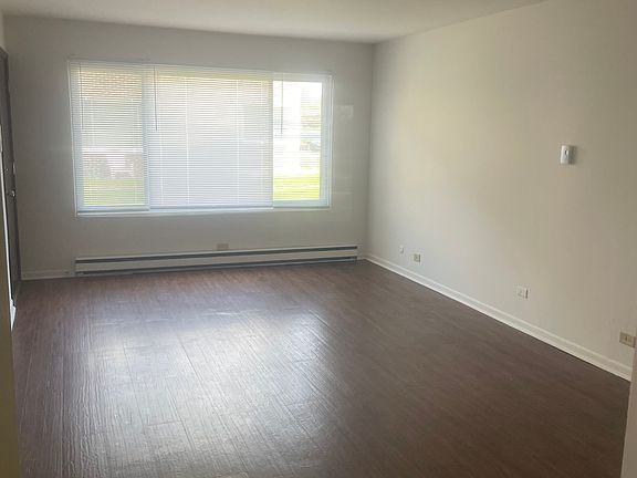 2nd image of 455 Park Ln #1-C