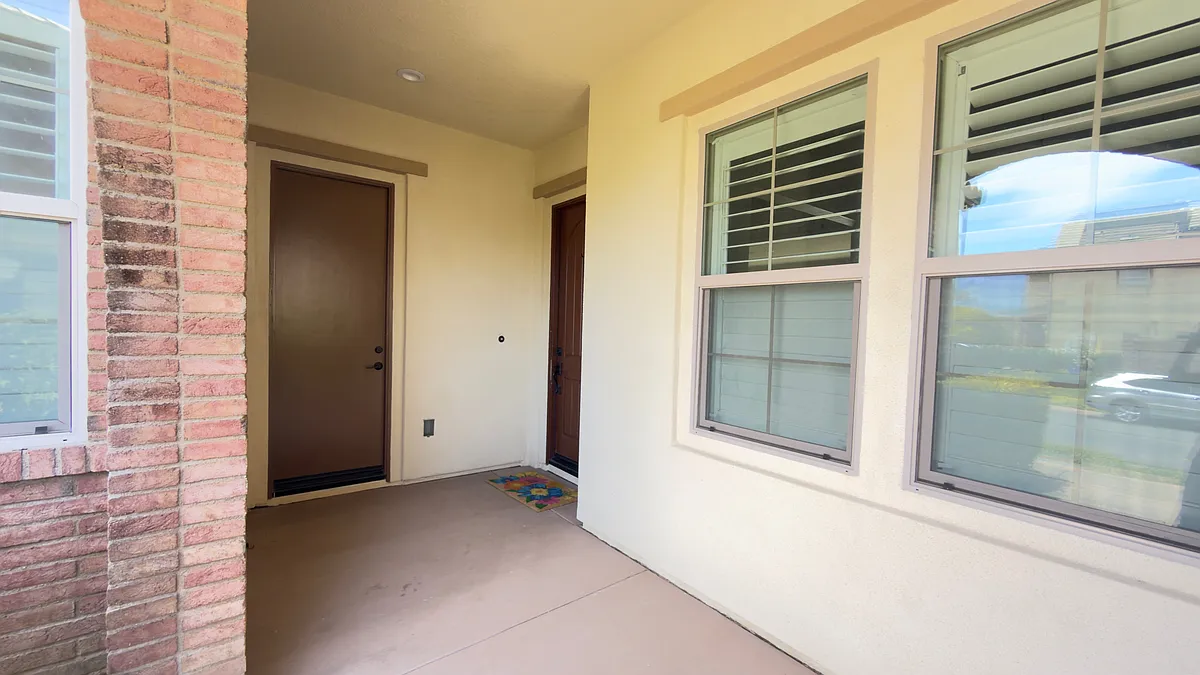 Building Photo - 15833 Sarah Ridge Rd