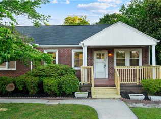 602 Woodside Ave, Fountain Inn, SC 29644