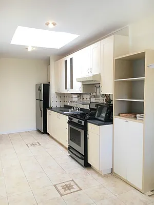 Rented by Keller Williams NYC | media 6