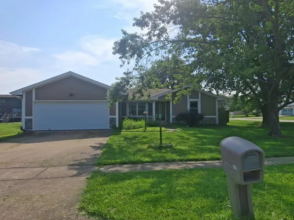 515 N Sycamore St, Gardner, KS 66030