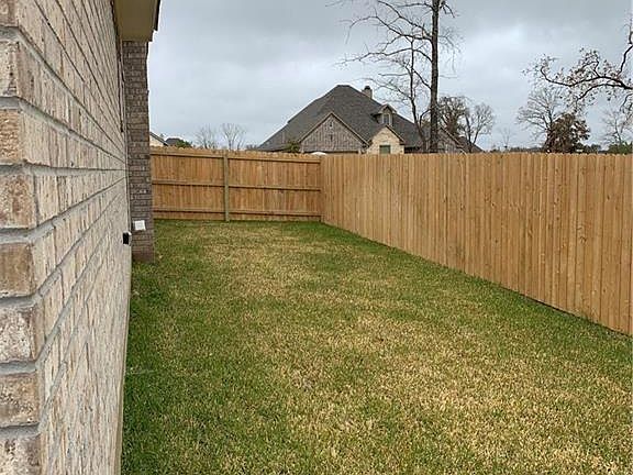 5th image of 3604 Park Oak Dr