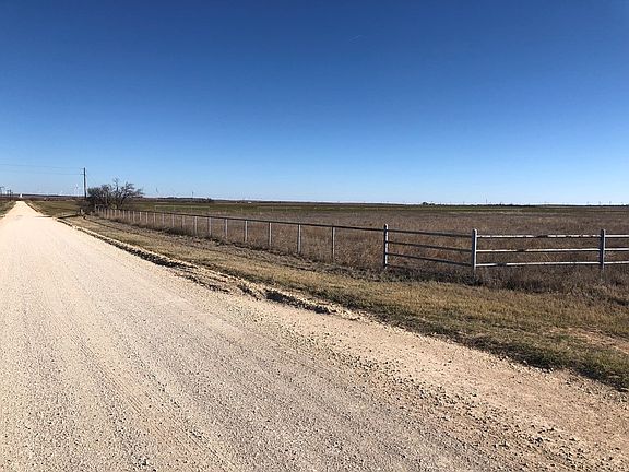 3rd image of 570 S County Road 412