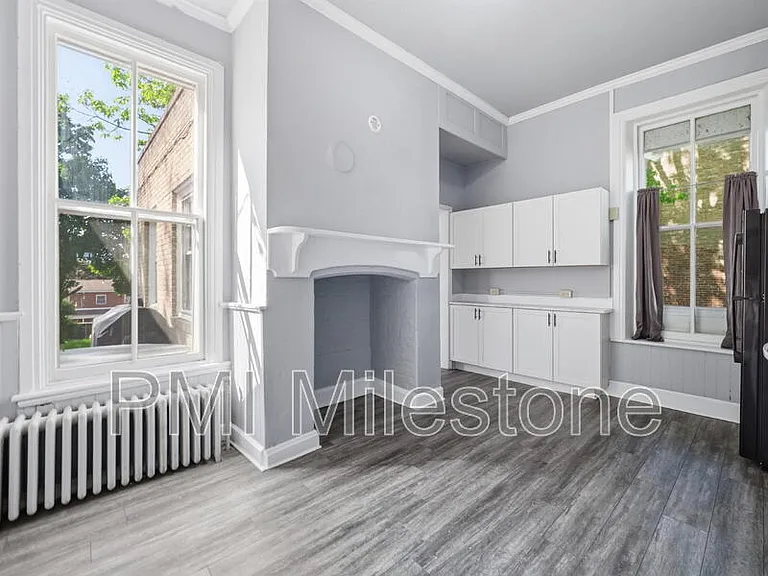 323 N Potomac St #1 — Photo 16