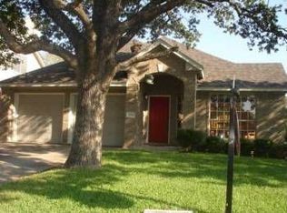 2108 Grove Dr, Round Rock, TX 78681