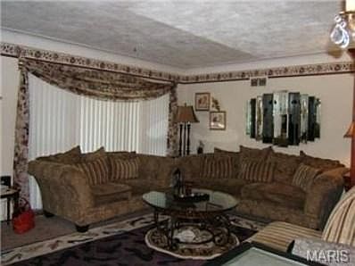 3rd image of 4104 Crestland Dr