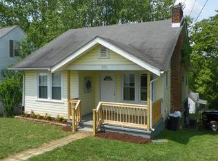 502 S Madison Ave, Pulaski, VA 24301