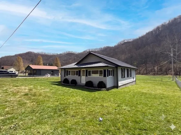 1834 Highway 582, Mallie, KY 41836