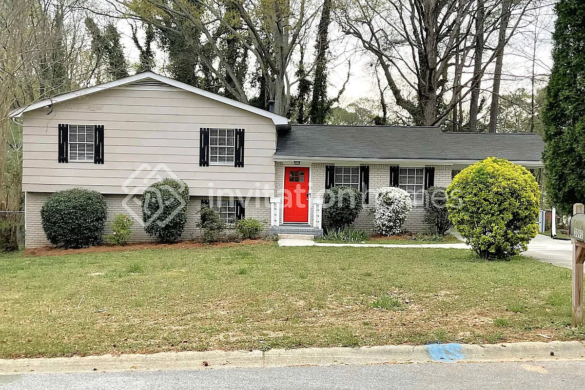 Photo 1 of 20 - 3091 Orbit Cir - Ellenwood, GA Primary Photo - 3091 Orbit Cir