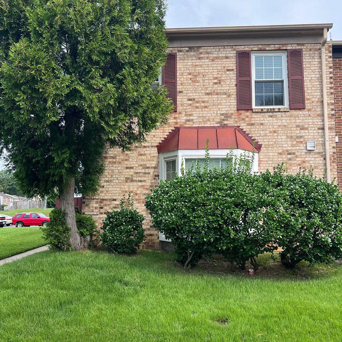 3 bed, 2.5 bath, 1414 sqft, $2,500 — Photo 2