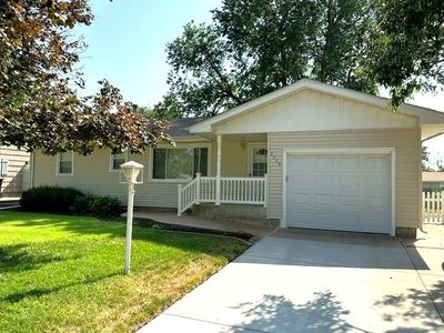 2238 Roach St, Salina, KS, 67401