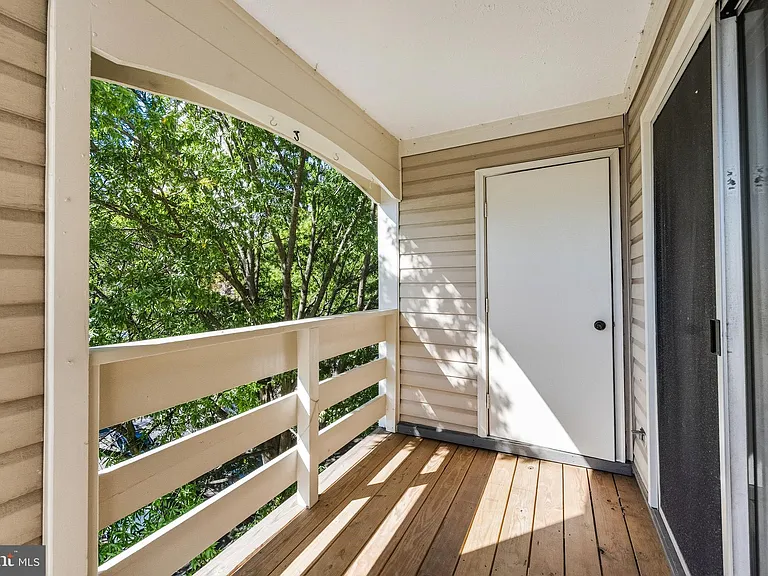 240 S Reynolds St #411 — Photo 25