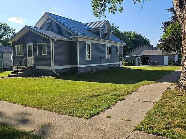 609 Main St, Doon, IA 51235